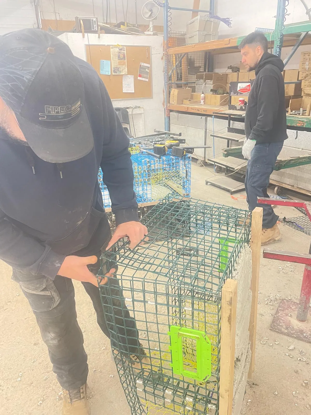 Precision workmanship – Close-up of a newly built basket